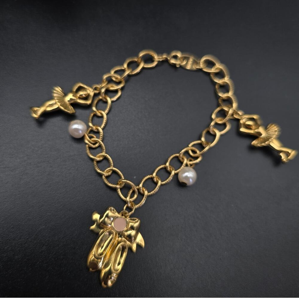 Avon Ballerina Gold Tone Charm Bracelet Vintage Costume Jewelry
